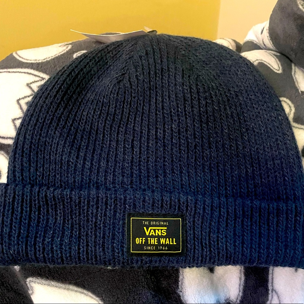 NWT Vans Brunkner Beanie